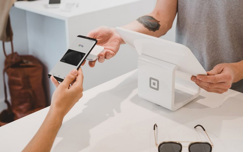 The future of shopping: IoT’s impact on retail development